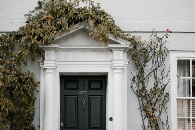 Home Exterior Cleaning for Painted Houses: How to Wash Without Peeling Paint